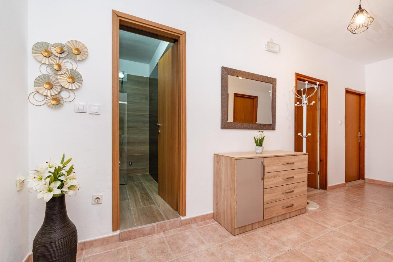 Apartment Thalia Zadar Bagian luar foto